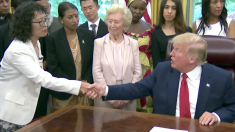 Trump rencontre une pratiquante de Falun Gong et d’autres survivants de persécutions religieuses