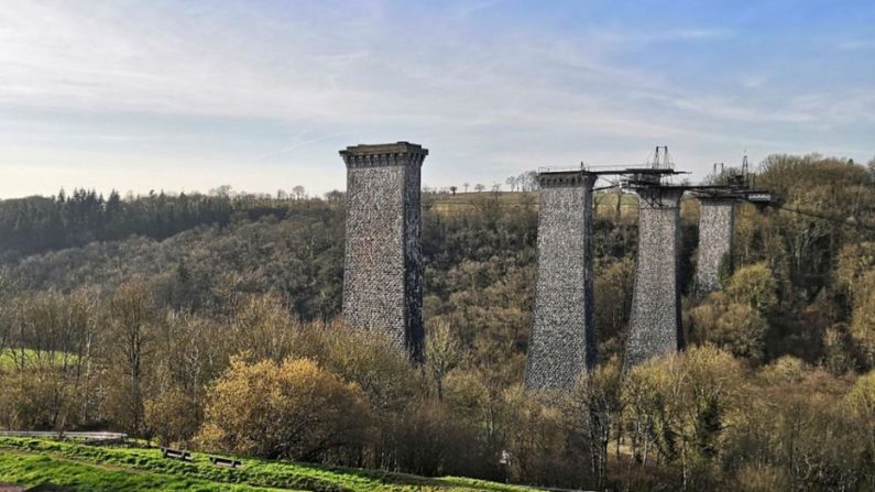 Le viaduc de la Souleuvre dans le Calvados (Google Maps)