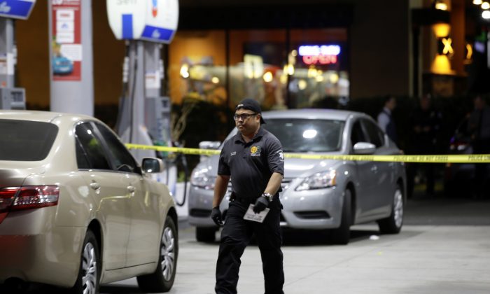 La police de Garden Grove travaille sur les lieux d'une agression à Garden Grove, en Californie, le 7 août 2019. (Alex Gallardo/AP Photo)