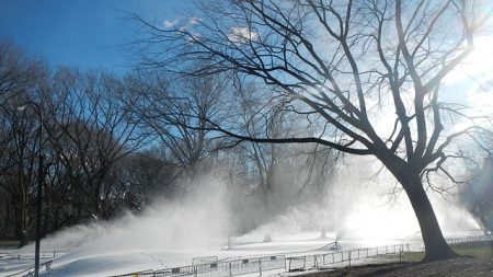 JO de Tokyo: de la neige artificielle testée pour refroidir les spectateurs