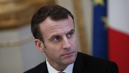 Emmanuel Macron sur l’immigration : « La France ne peut pas accueillir tout le monde si elle veut accueillir bien »