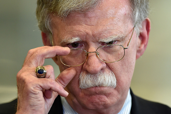 Ancien ambassadeur des Etats-Unis à l'ONU, John Bolton, 70 ans,  était notoirement hostile à la main tendue de Donald Trump au dirigeant nord-coréen Kim Jong Un. (Photo : SERGEI GAPON/AFP/Getty Images)