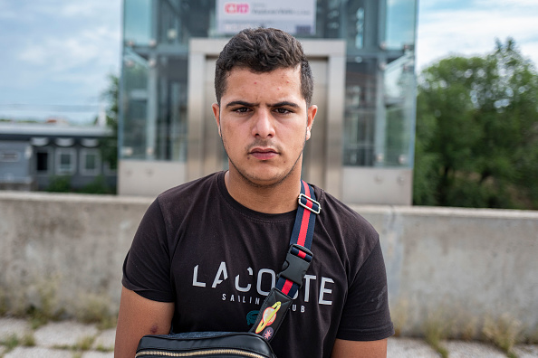 Sofiane, 17 ans est l'une des personnes qui a aidé à arrêter et à maîtriser l'auteur présumé, un demandeur d'asile afghan, inconnu auparavant de la police et des services de renseignement. (ROMAIN LAFABREGUE/AFP/Getty Images)