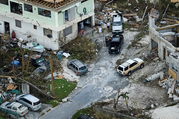 Vue aérienne des dégâts causés par l'ouragan Dorian le 5 septembre 2019 dans le port de Marsh, sur l'île de Great Abaco, aux Bahamas. (Photo : BRENDAN SMIALOWSKI/AFP/Getty Images)