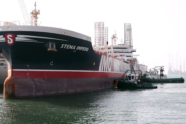 Le pétrolier Stena Impero, battant pavillon britannique, est amarré à Dubaï après avoir quitté le port iranien de Bandar Abbas, où il a été retenu pendant plus de deux mois, le 28 septembre 2019.     (Photo : CHRISTOPHER PIKE/AFP/Getty Images)