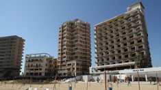 Reconstruire Varosha, ville fantôme depuis 45 ans: un défi « titanesque »