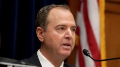 Adam Schiff  falsifie la transcription de Trump au cours d’une audience à la Chambre des représentants et affirme qu’il s’agissait d’une parodie