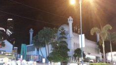 Hong Kong: la cheffe de l’exécutif constate les dégâts causés à la mosquée