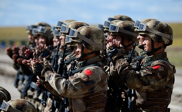 Exercices militaires Vostok-2018 (Est-2018) au terrain d'entraînement de Tsugol non loin des frontières avec la Chine et la Mongolie en Sibérie, le 13 septembre 2018. (Photo : Mladen ANTONOV / AFP)        