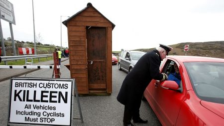 Brexit: Londres ouvert aux discussions sur la question nord-irlandaise