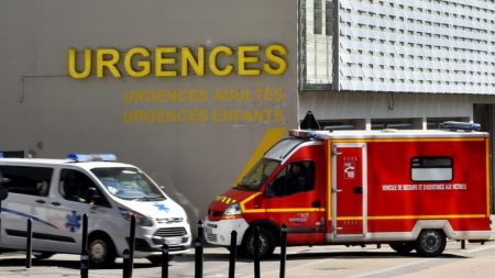 Un bébé de 1 mois a un œil au beurre noir et d’autres blessures, victime de violences présumées de la part de sa mère