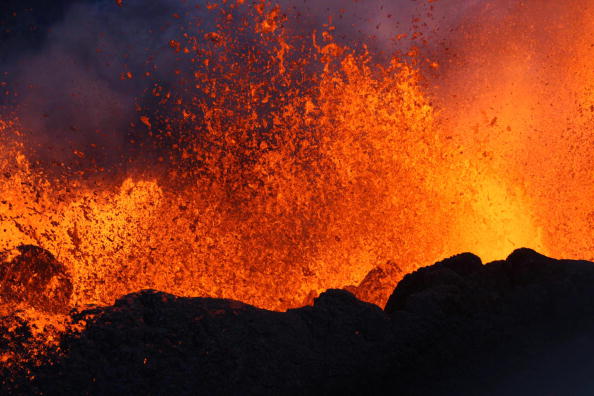 Piton de la Fournaise à La Réunion. (Photo : RICHARD BOUHET/AFP via Getty Images)