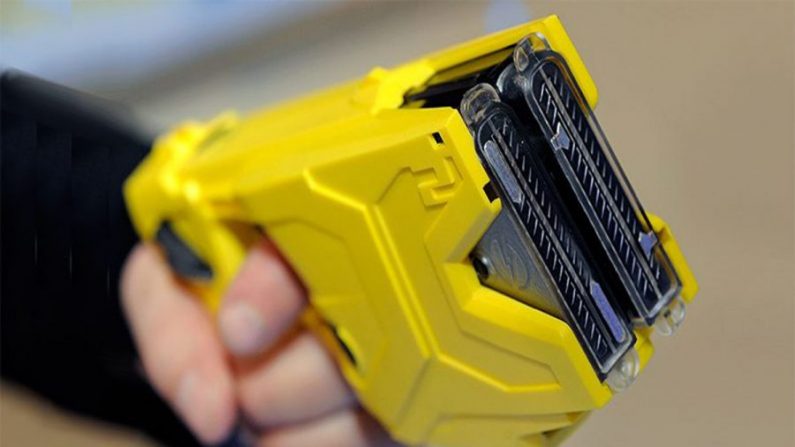 Un Taser (Ethan Miller/Getty Images)