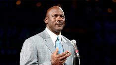 Michael Jordan ouvre la première de deux cliniques en Caroline du Nord pour servir les patients avec peu ou pas d’assurance maladie