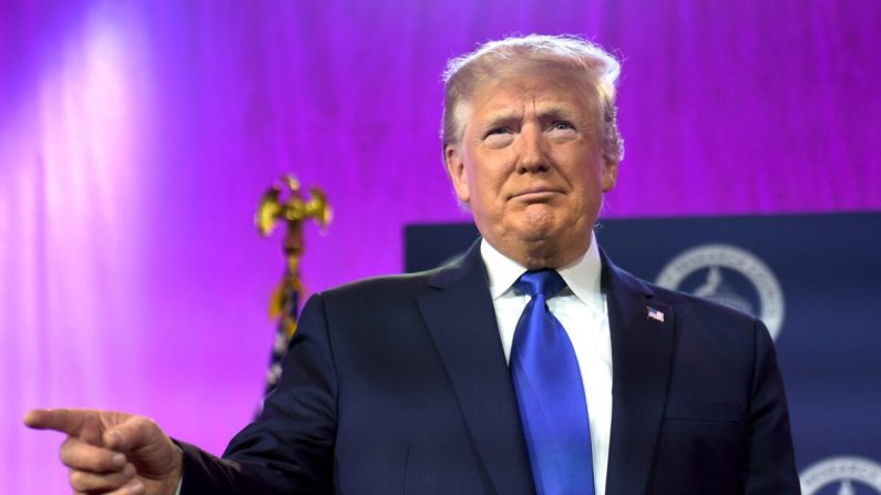 Le président Donald Trump prononce une allocution au Sommet des valeurs électorales à l'hôtel Omni Shoreham, à Washington, le 12 octobre 2019. (Eric BaradaT/AFP via Getty Images) 