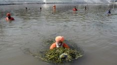 Rencontrez l’homme incroyable qui a aidé à nettoyer un fleuve de 160 kilomètres de long avec ses bénévoles