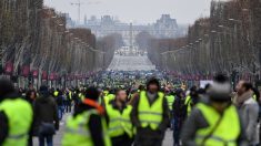 « Gilets jaunes » : un manifestant blessé à l’œil par une grenade lacrymogène, l’IGPN saisie