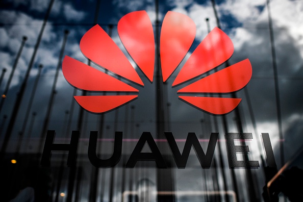 Le département américain du commerce rappelle que Huawei avait été ajouté en mai dernier à la liste noire à la suite d'une enquête concluant "que la société avait des activités contraires à la sécurité nationale des Etats-Unis ou à la politique étrangère". (Photo : PATRICIA DE MELO MOREIRA/AFP /AFP via Getty Images)