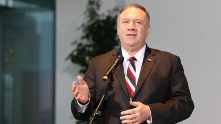 Pompeo : Après la chute du mur de Berlin, le régime chinois constitue la plus grande menace communiste