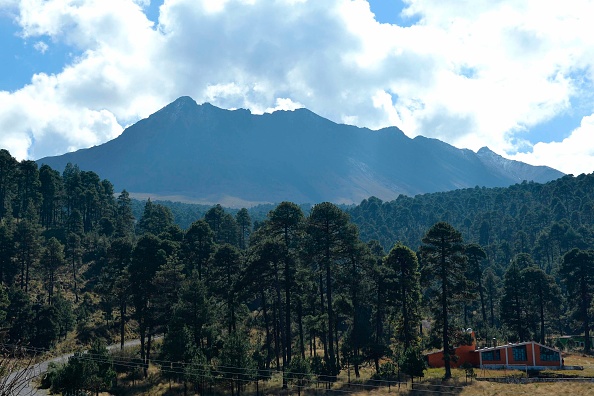 Le volcan Xinantécatl, aussi appelé Nevado de Toluca, situé dans l'État de Mexico au Mexique, le 25 novembre 2019 (Mario VAZQUEZ / AFP) (Photo by MARIO VAZQUEZ/AFP via Getty Images)