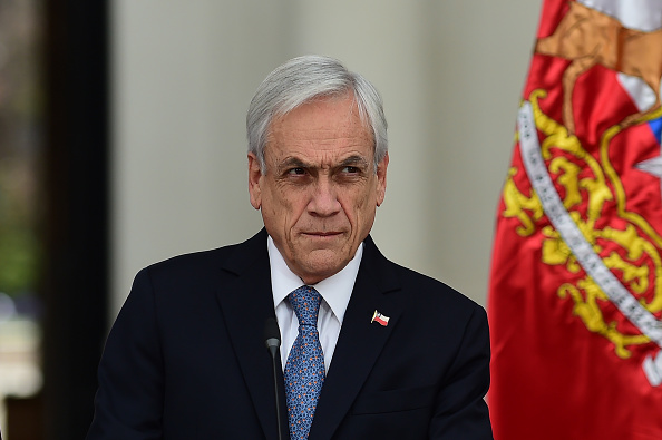 Le président chilien, Sebastian Pinera, s’adresse à la nation à Santiago, le 27 novembre 2019. (Photo : JOHAN ORDONEZ/AFP via Getty Images)