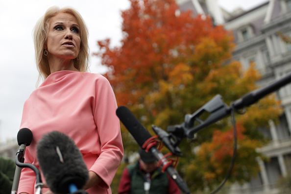 
159/5000
La conseillère principale de la Maison-Blanche, Kellyanne Conway, s'adressant aux médias à la Maison-Blanche le 7 novembre 2019 à Washington, DC. (Photo : Alex Wong/Getty Images)