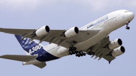 Une pièce d’un avion Airbus tombe dans le jardin d’un particulier près de Toulouse