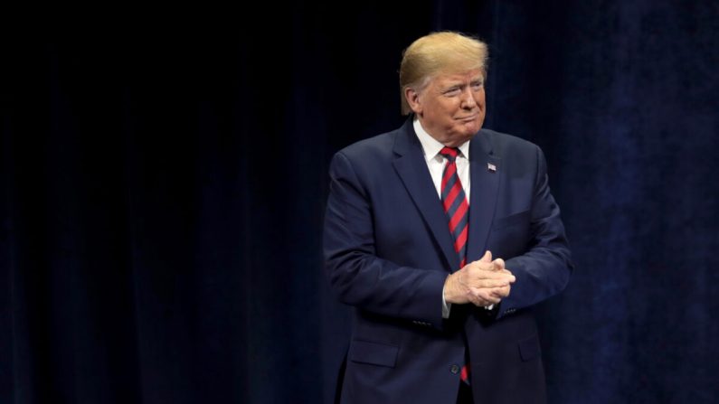 Le président Donald Trump arrive à Chicago, Illinois, le 28 octobre 2019, pour une allocution au congrès de l'International Association of Chiefs of Police (IACP). (Scott Olson/Getty Images)