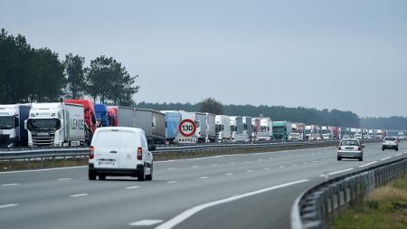 Transport routier : 4 syndicats appellent à faire grève le lundi 16 décembre