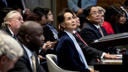 La dirigeante birmane Aung San Suu Kyi réfute les accusations d’un génocide rohingya