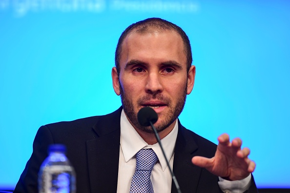 Le nouveau ministre argentin de l'Économie, Martin Guzman, s'exprime lors d'une conférence de presse à Buenos Aires, le 11 décembre 2019. (Photo : RONALDO SCHEMIDT/AFP via Getty Images)