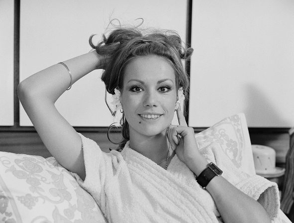 La comédienne  Claudine Auger, Paris 1967. (Photo : Reg Lancaster/Daily Express/Getty Images)