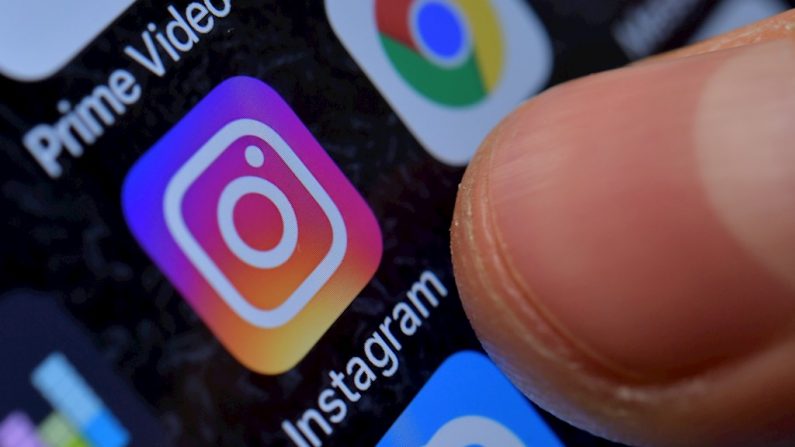 Une photo montrant l'application Instagram sur un iPhone, mercredi 8 novembre 2017, à Kaarst (Allemagne) (EFE / Sascha Steinbach / ILLUSTRATION)