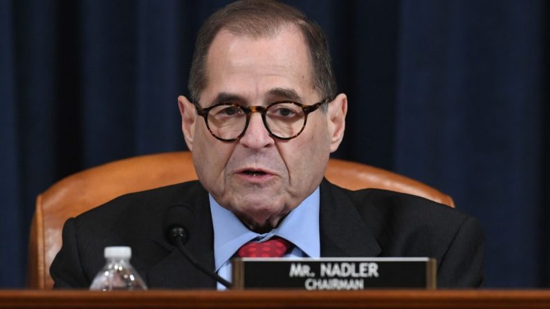 Jerry Nadler (D-N.Y.), président de la Chambre des représentants de la magistrature, prend la parole avant le début du vote de la Commission judiciaire de la Chambre sur la résolution 755, Articles de destitution contre le président Donald Trump, au Capitole de Washington, le 13 décembre 2019. (Saul Loeb/AFP via Getty Images)