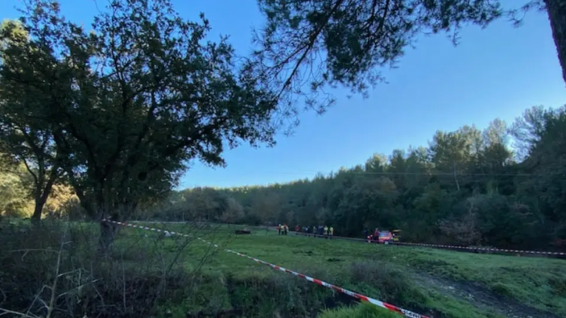 C'est dans ce champ que Porto est tombé dans un trou formé au dessus d'une ancienne mine, à Gardanne. — Sapeurs-pompiers des Bouches-du-Rhône 