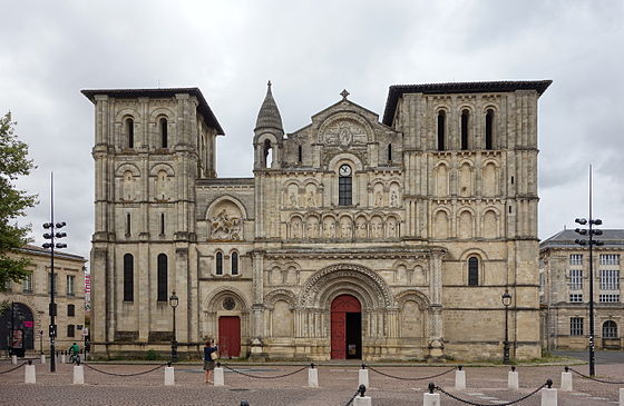 L'église Sainte-Croix de Bordeaux. 