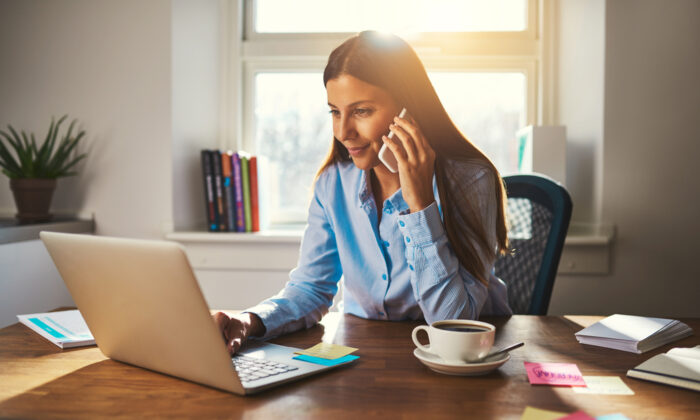 Si vous voulez démarrer une activité à domicile, faites part de votre projet à votre famille et à vos amis, et fixez des objectifs à atteindre pour réussir. (Shutterstock)