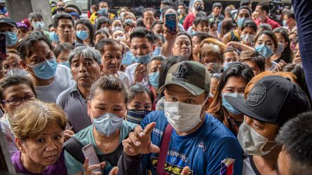 Virus: les Philippines signalent un premier décès hors de Chine (OMS)