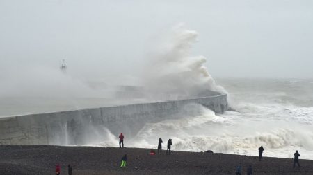 Tempête Ciara: l’alerte rouge « danger extrême » déclenchée au Luxembourg, les écoles seront fermées lundi