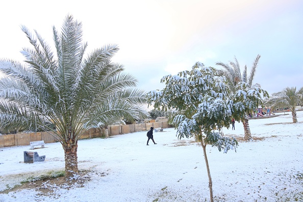 La capitale irakienne, Bagdad sous la neige. (Photo : MOHAMMED SAWAF/AFP via Getty Images)