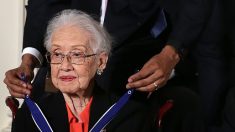 Espace : la mathématicienne Katherine Johnson, pionnière des missions Mercury et Apollo, est décédée