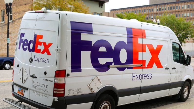 Véhicule Fedex - Illustration (Pixabay)