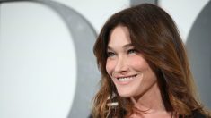 Carla Bruni s’excuse pour son « humour déplacé » après une blague « idiote » sur le coronavirus