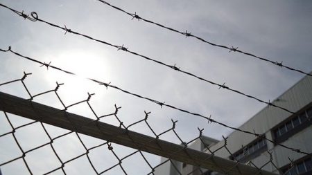 Coronavirus dans les prisons : 5 prisonniers  et 9 agents testés positifs, 230 détenus placés en confinement