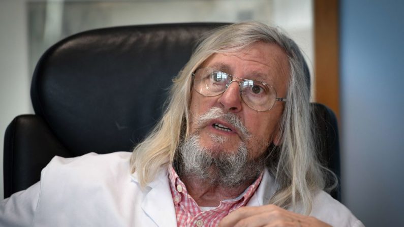 Le professeur Didier Raoult, biologiste et professeur de microbiologie, spécialisé dans les maladies infectieuses et directeur de l'Institut d'Infection IHU Méditerranée, Marseille. (Photo by GERARD JULIEN/AFP via Getty Images)