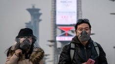 Pékin censure une photo des habitants de Wuhan faisant la queue devant une entreprise de pompes funèbres