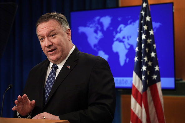 Le secrétaire d'Etat américain Mike Pompeo a appelé le régime chinois à respecter la liberté d’expression pour la presse, après que Pékin a ordonné en février l'expulsion de trois journalistes du Wall Street Journal.
 (Photo : Alex Wong/Getty Images)