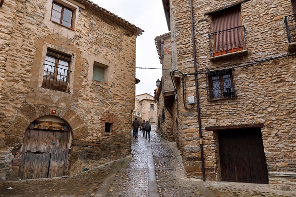 -L’émigration rurale dans de nombreuses régions de Castille, où se trouve le village de Sarnago, la population vieillissante doit-être soutenue. Photo doit lire CESAR MANSO / AFP via Getty Images.