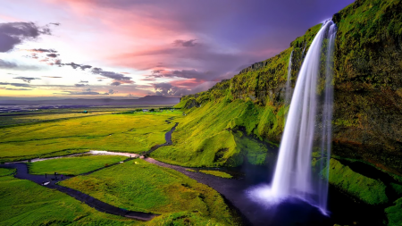 La moitié des habitants de l’Islande croient à l’existence des elfes, et vous ?