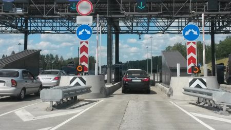 Loire-Atlantique: une conductrice de 84 ans parcourt 10km à contresens sur l’A11